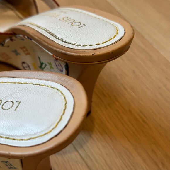 Louis Vuitton Multicolor Monogram White Leather Bow Wedge Sandals 38.5 - Picture 9 of 14